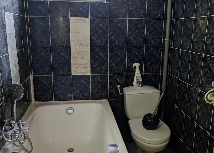 Chez Meme Apartment Assieu